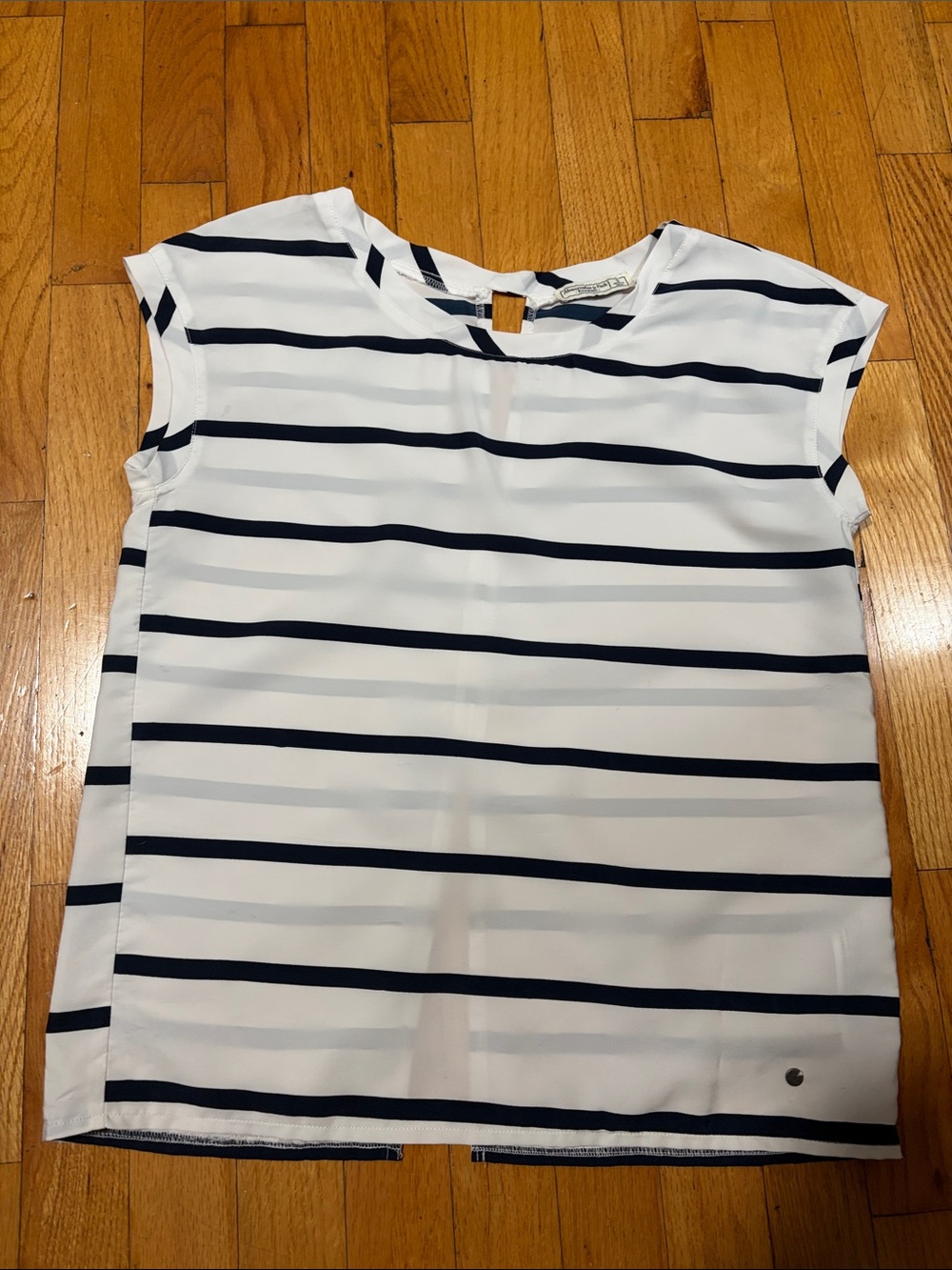 Abercrombie & Fitch White and Navy Striped Cap-Sleeve Top ( 1175 )